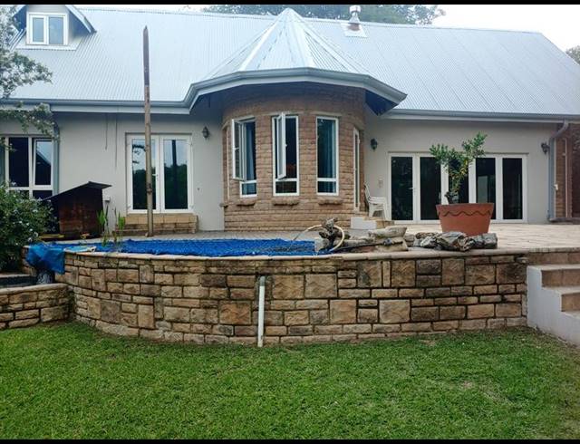 FARM FOR SALE IN NORTH RIDING